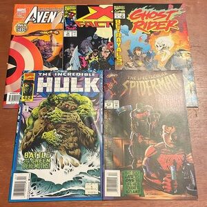 5 assorted Marvel comic books